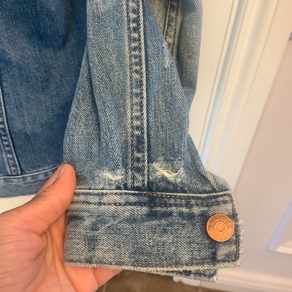 Madewell oversized distressed jean jacket - Picture 4 of 5